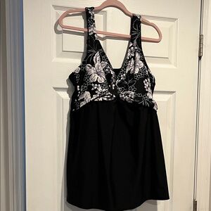 Delta Burke Black One-Piece Swimdress with White Floral Print